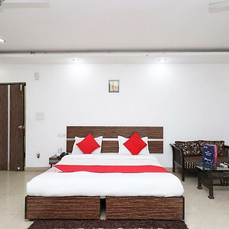 Oyo 10257 Hotel Lotus Park Gurgaon Eksteriør billede