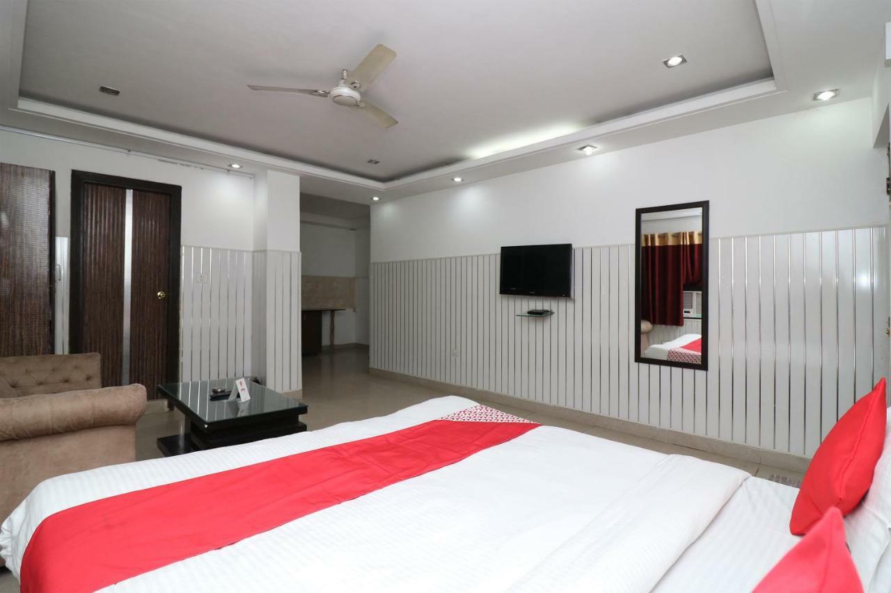 Oyo 10257 Hotel Lotus Park Gurgaon Eksteriør billede