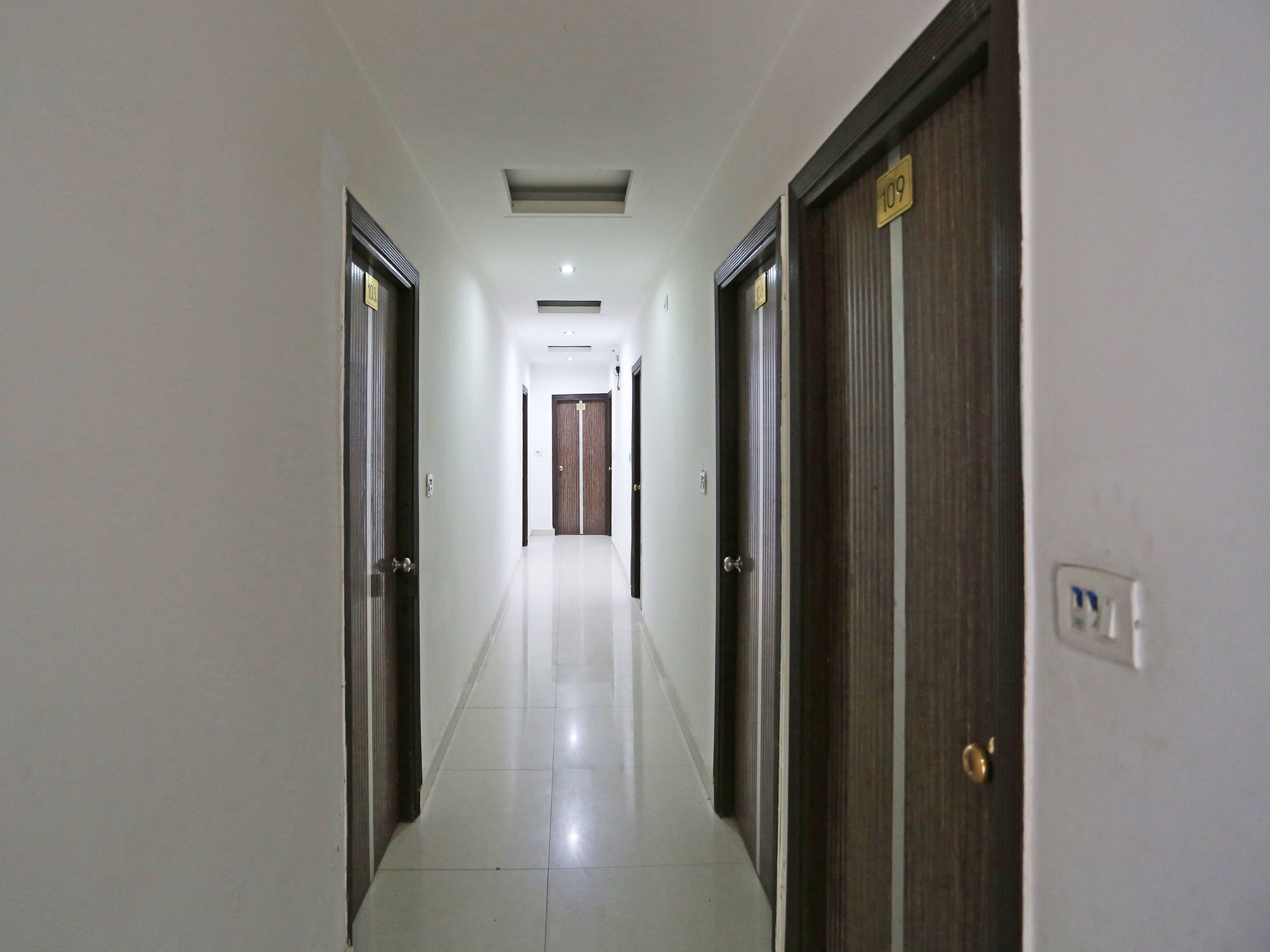 Oyo 10257 Hotel Lotus Park Gurgaon Eksteriør billede